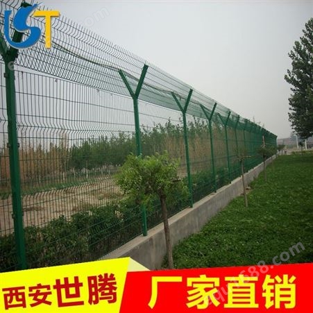 护栏网畜牧养鸡养殖围栏网 果园围栏网 圈地围地荷兰网 铁丝钢丝围网